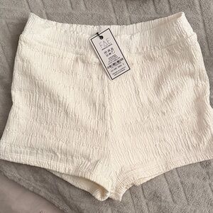 Fae Cream Shorts